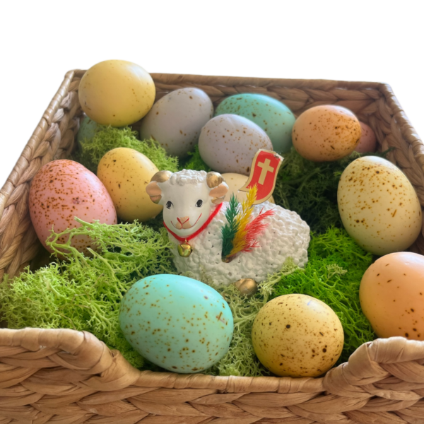 Easter Paschal Lamb Plaster Figurin